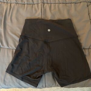 Lululemon Align shorts Size 6